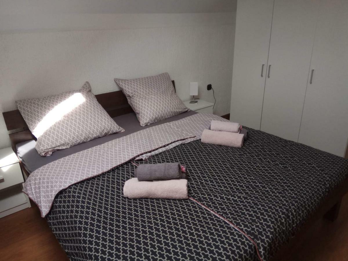 Apartman Slava ティスノ エクステリア 写真